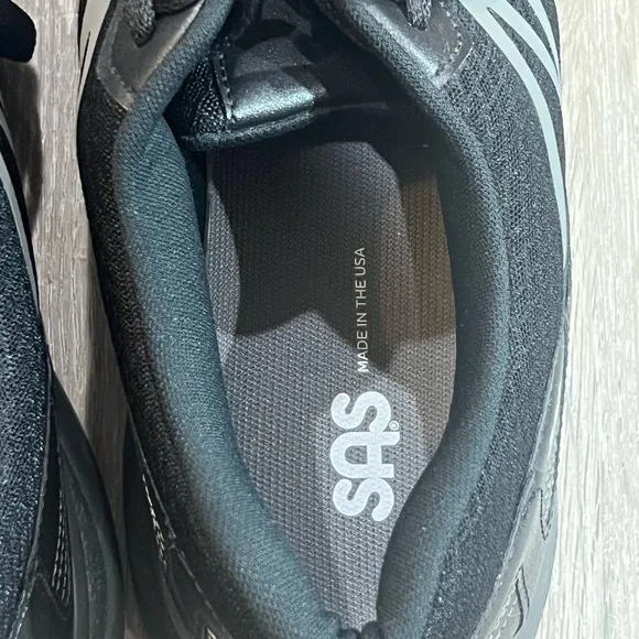 $225 Men’s 12.5 M SAS NOLA Pursuit Sport Sneaker Black / Gray Meramax Gym Sole