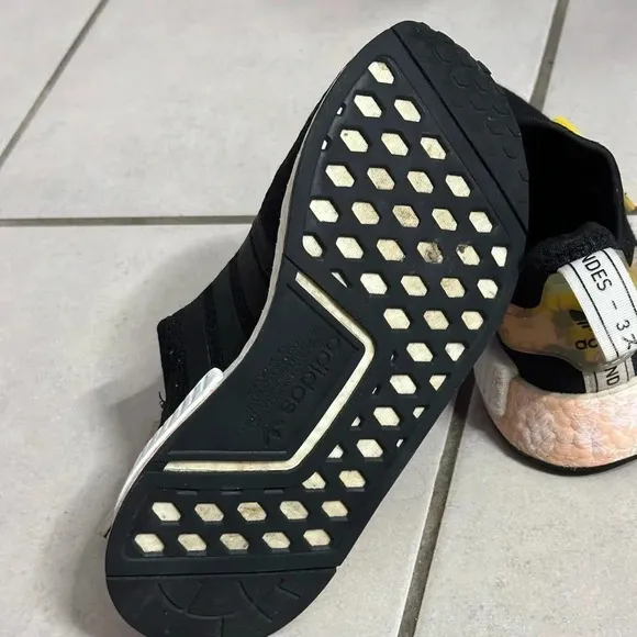 Adidas Black sneakers NMD R1 black size 4