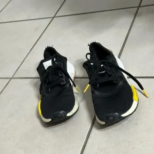 Adidas Black sneakers NMD R1 black size 4