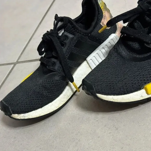 Adidas Black sneakers NMD R1 black size 4
