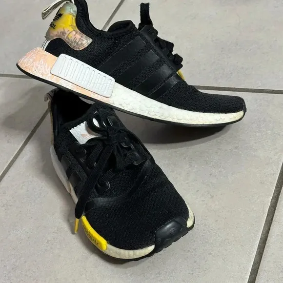 Adidas Black sneakers NMD R1 black size 4