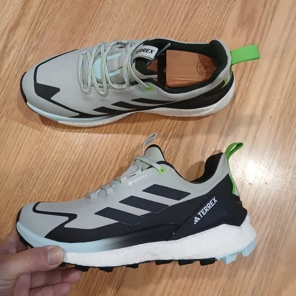 Adidas Boost TerrexFree Hiker II Gore-Tex Trail-Running Shoes Size 8 For Women