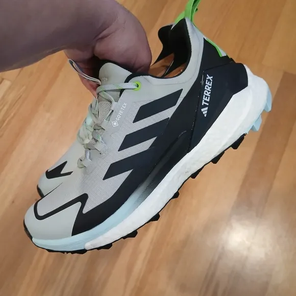 Adidas Boost TerrexFree Hiker II Gore-Tex Trail-Running Shoes Size 8 For Women