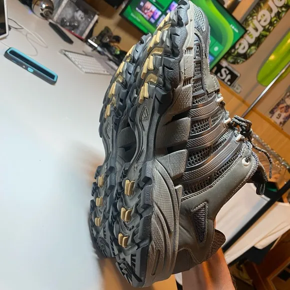 Adidas Climaproof EVN 791001 Hiking Trail Tennis Shoes Sneakers Mens Y2k