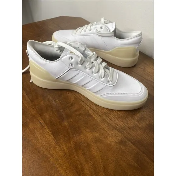 Adidas Court Revival White Gum Sole Mens 7.5 Womens 9.5 Sneaker Tennis Shoes New