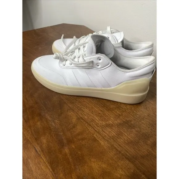 Adidas Court Revival White Gum Sole Mens 7.5 Womens 9.5 Sneaker Tennis Shoes New