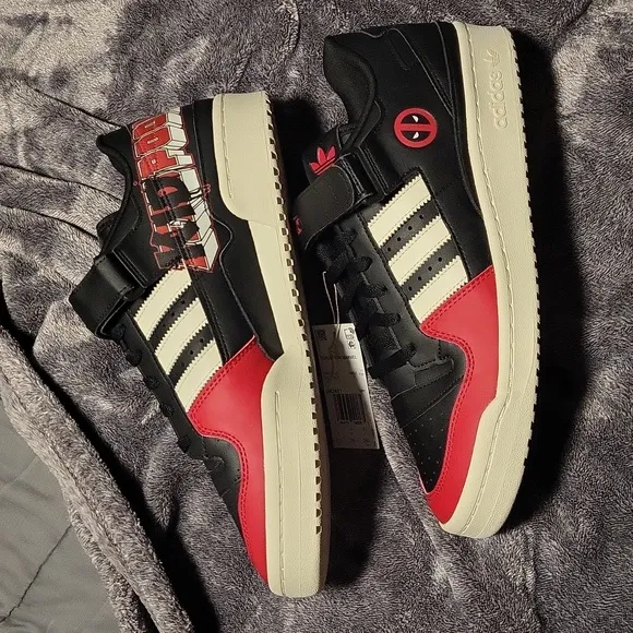 Adidas deadpool/ forum low marvel