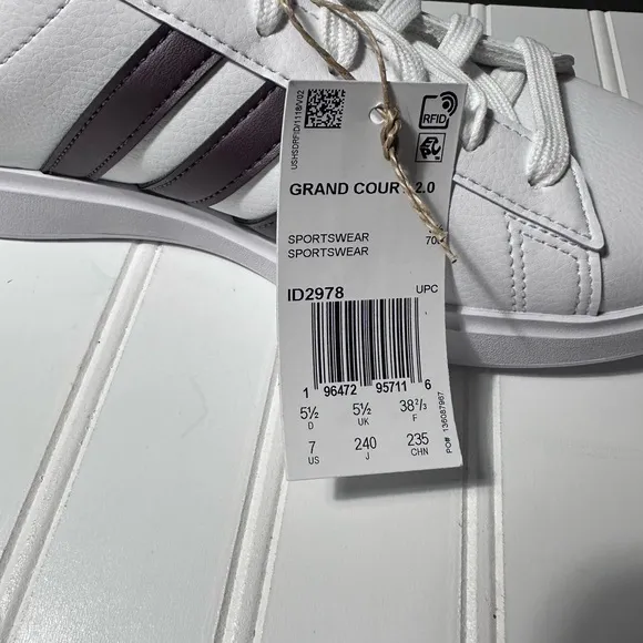 Adidas Grand Court 2.0 NWT white &amp; brown shoes women’s 7
