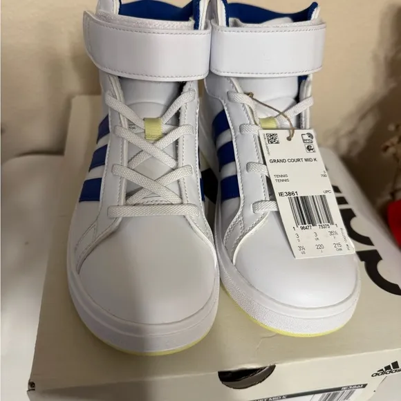 Adidas GRAND COURT MID SHOES KIDS White Velcro 3.5 size 3 1/2 NWT Tennis Unisex