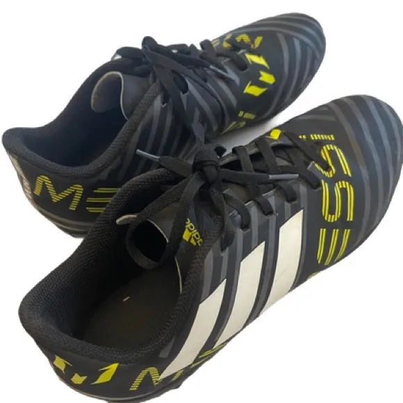 Adidas Nemeziz Messi Juniors Soccer Shoes Size 5.5