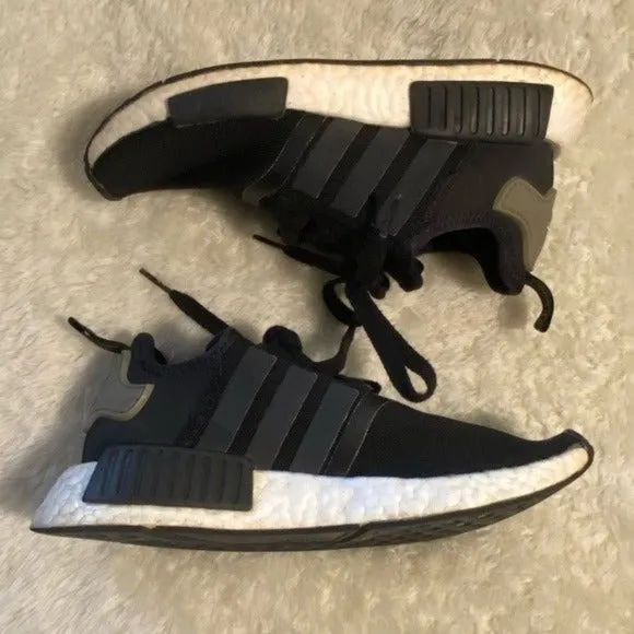 Adidas NMD_R1 SHOES Size 5