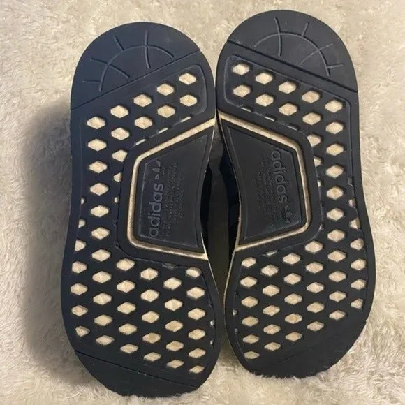 Adidas NMD_R1 SHOES Size 5