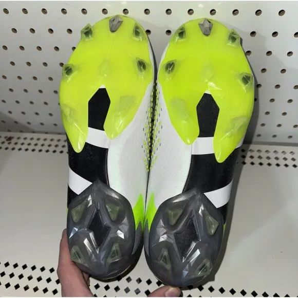 Adidas Predator Accuracy.1 FG Mens Soccer Cleats Size 11.5 White GZ0035