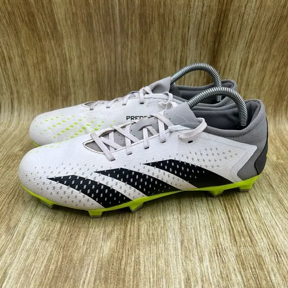 adidas Predator Accuracy.3 FG Men's Size 9 Soccer Cleats White Shoes GZ0014