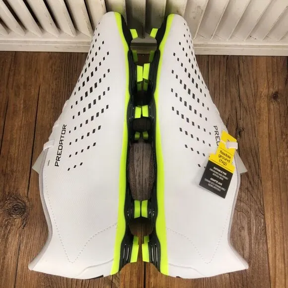 Adidas Predator Accuracy.4 FxG Mens Size 10 White Black Low Soccer Cleats GZ0013