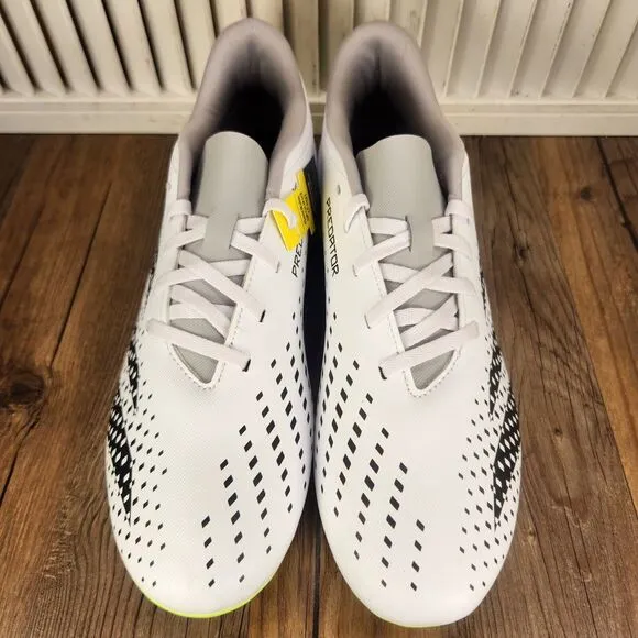 Adidas Predator Accuracy.4 FxG Mens Size 10 White Black Low Soccer Cleats GZ0013