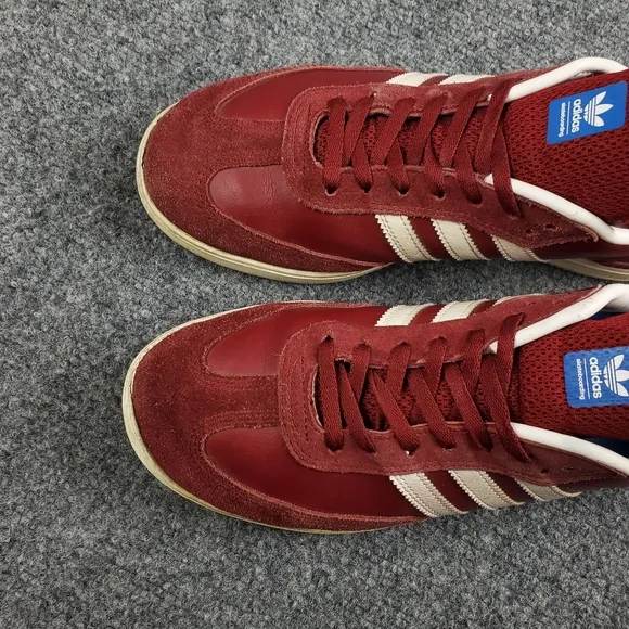 Adidas Samba ADV Shoes Mens 9 Classic Soccer Sneakers Casual Red White Stripes