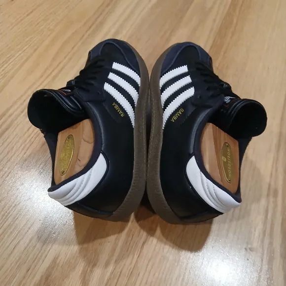 Adidas Samba Classic Soccer Shoes Size 4 Youth/5.5 Women