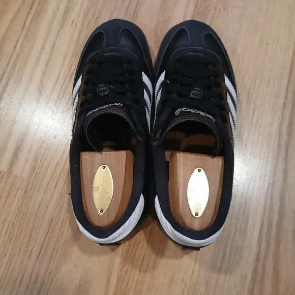 Adidas Samba Classic Soccer Shoes Size 4 Youth/5.5 Women