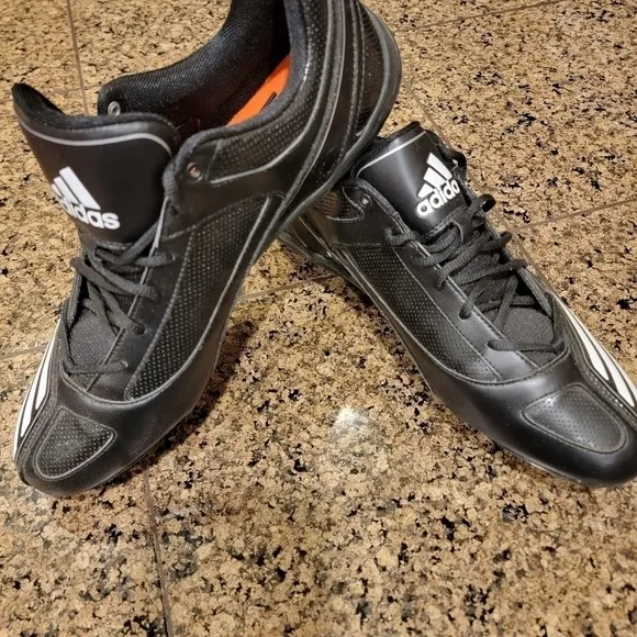 Adidas Scorch Thrill D Low Black &amp; White Football Cleats Shoes Mens NWOT sz 12.5