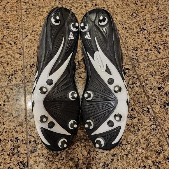Adidas Scorch Thrill D Low Black &amp; White Football Cleats Shoes Mens NWOT sz 12.5