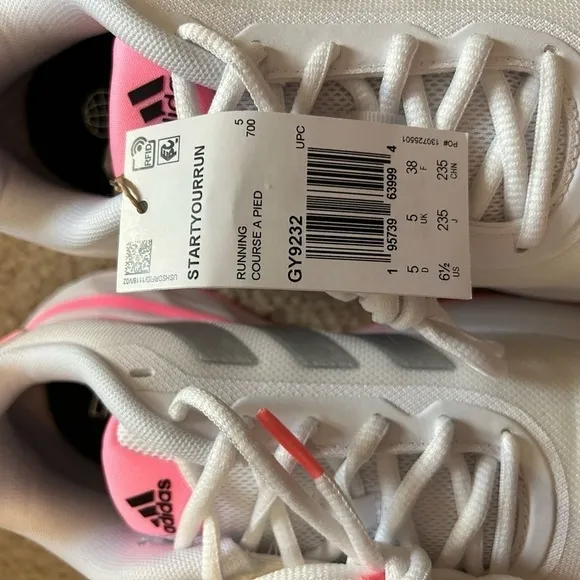 Adidas START YOUR RUN RUNNING SHOES