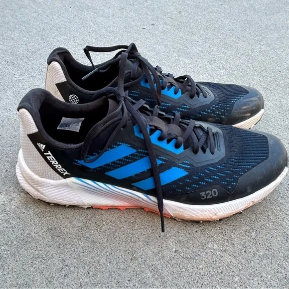 ADIDAS Terrex Agravic Flow 2 Black Blue Rush Turbo size 11 💙