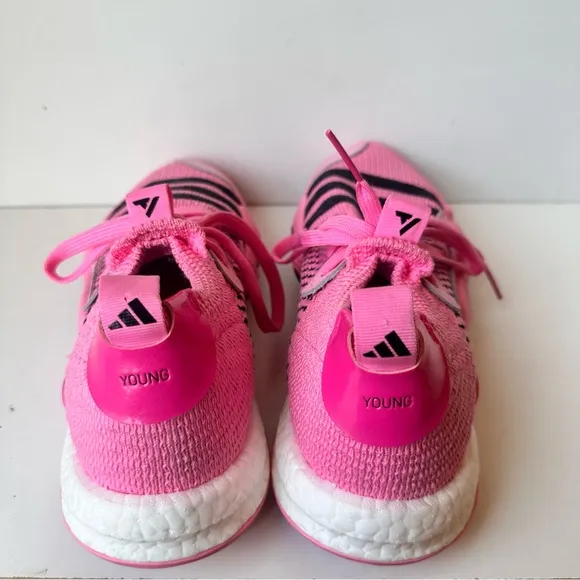 Adidas Trae Young 2 Basketball Shoes UnisexTrap House IE1667 Size 8 Pink Black