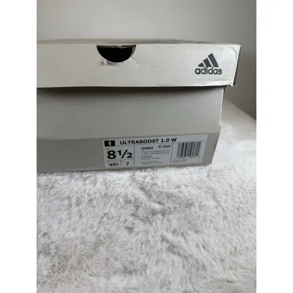 Adidas Ultra Boost 1.0 Women's Running Shoes Size 8.5 White Silver ID9689