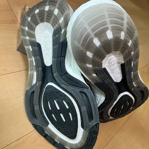 Adidas Ultraboost 22 women’s running 🏃‍♀️