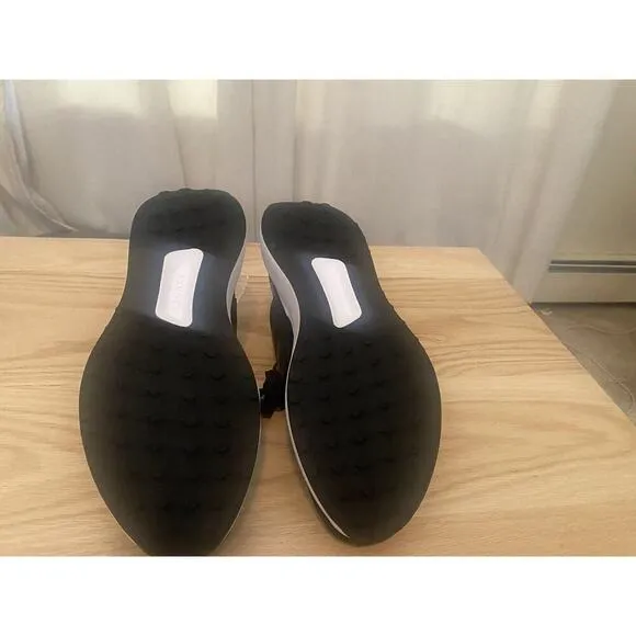 Adidas Women’s Ubounce DNA Shoes Size 8 Core Black/White