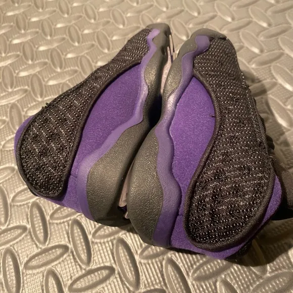 Air Jordan 13 Retro Court Purple size 5c toddlers shoes