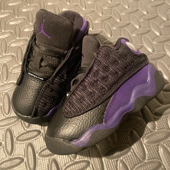 Air Jordan 13 Retro Court Purple size 5c toddlers shoes