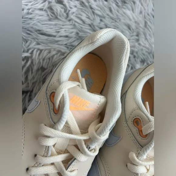 Air Max 1 Gs Pale Ivory/ Football Grey Size 5Y