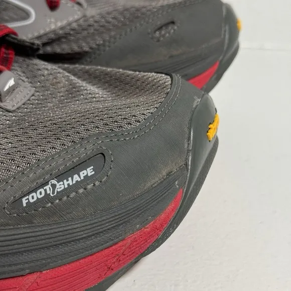 Altra Olympus 2.5 Shoes Men's US 9 Gray Red Vibram Zero Drop Gaiter Trap Trail