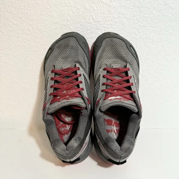 Altra Olympus 2.5 Shoes Men's US 9 Gray Red Vibram Zero Drop Gaiter Trap Trail