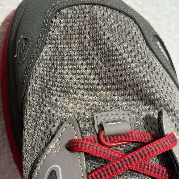 Altra Olympus 2.5 Shoes Men's US 9 Gray Red Vibram Zero Drop Gaiter Trap Trail