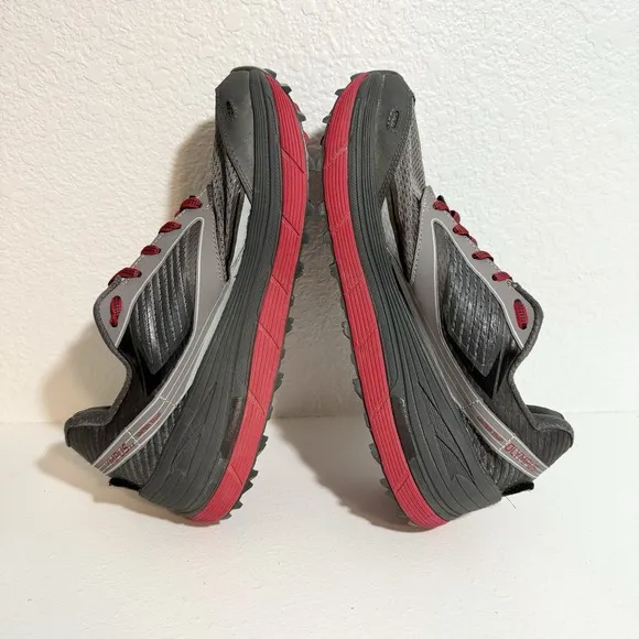 Altra Olympus 2.5 Shoes Men's US 9 Gray Red Vibram Zero Drop Gaiter Trap Trail