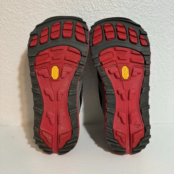 Altra Olympus 2.5 Shoes Men's US 9 Gray Red Vibram Zero Drop Gaiter Trap Trail