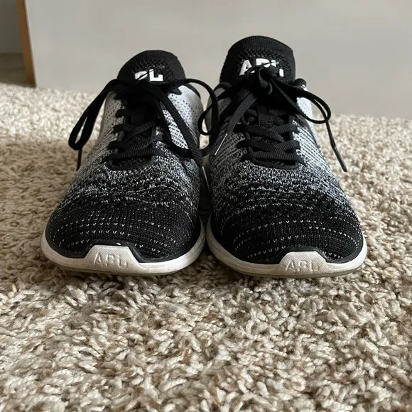 APL Women's TechLoom Pro Shoes Black/Heather Grey/White Size 8.5