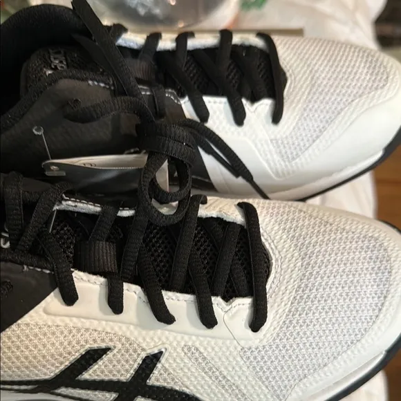 Asics Black and White Athletic Shoes with Modern Design