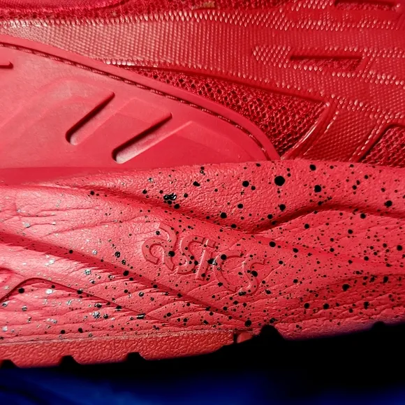 Asics Gel-Kayano Evo &quot;Red Red&quot; Men's Running Shoes #H6M4N size 10.5