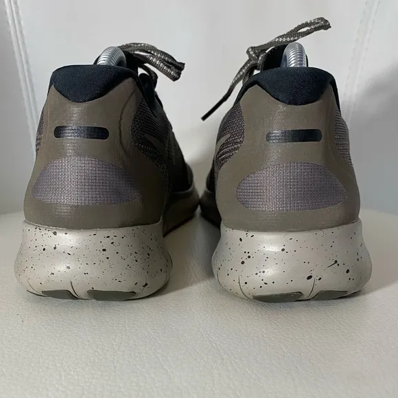 B51 Nike Free RN 2017 R AH9700-200 Ridgerock Men's Size: 9.5 RARE