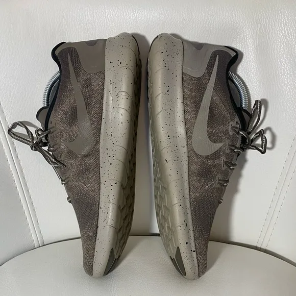 B51 Nike Free RN 2017 R AH9700-200 Ridgerock Men's Size: 9.5 RARE