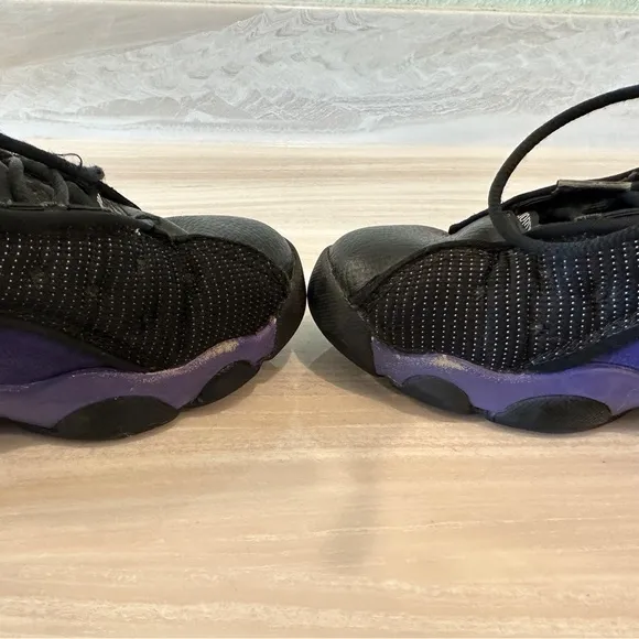 Big Kids Air Jordan Retro Basketball shoes size 3Y - black/white/court purple
