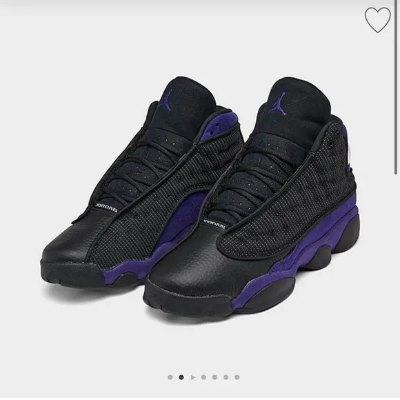 Big Kids Air Jordan Retro Basketball shoes size 3Y - black/white/court purple