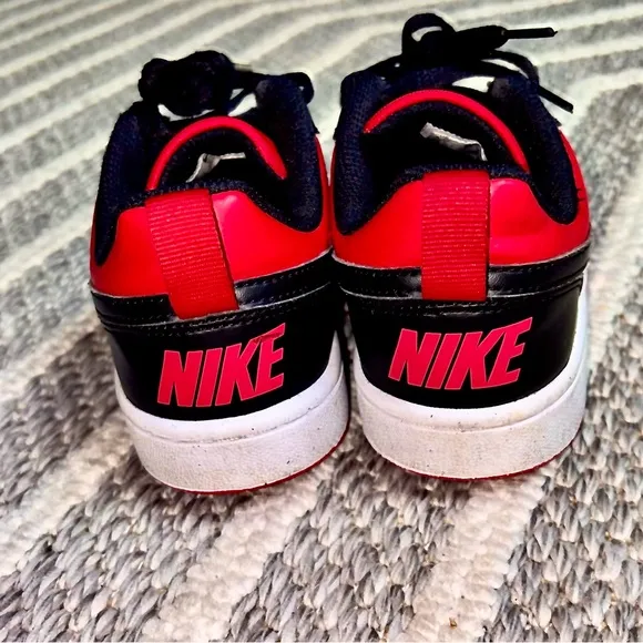 BIG KIDS NIKE COURT BOROUGH  RECRAFT SNEAKERS