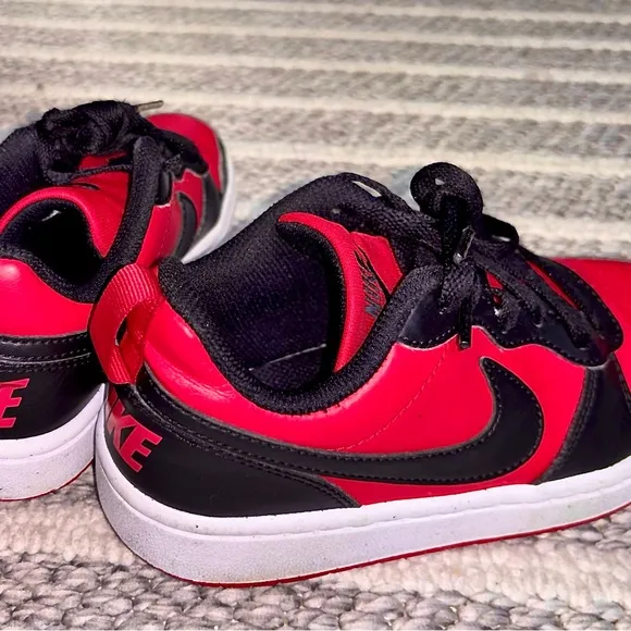 BIG KIDS NIKE COURT BOROUGH  RECRAFT SNEAKERS