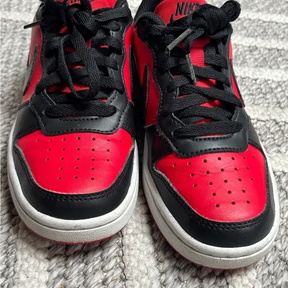 BIG KIDS NIKE COURT BOROUGH  RECRAFT SNEAKERS