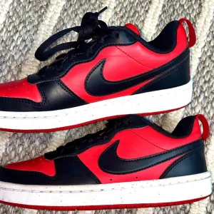 BIG KIDS NIKE COURT BOROUGH  RECRAFT SNEAKERS